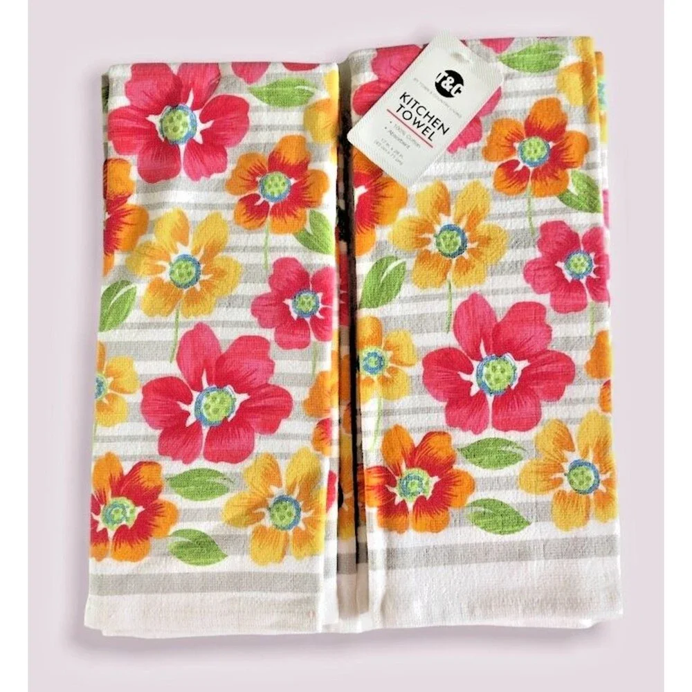 Town & Country Floral Set of 2 Kitchen Dish Towels 17x28 Absorbent 100% Cotton